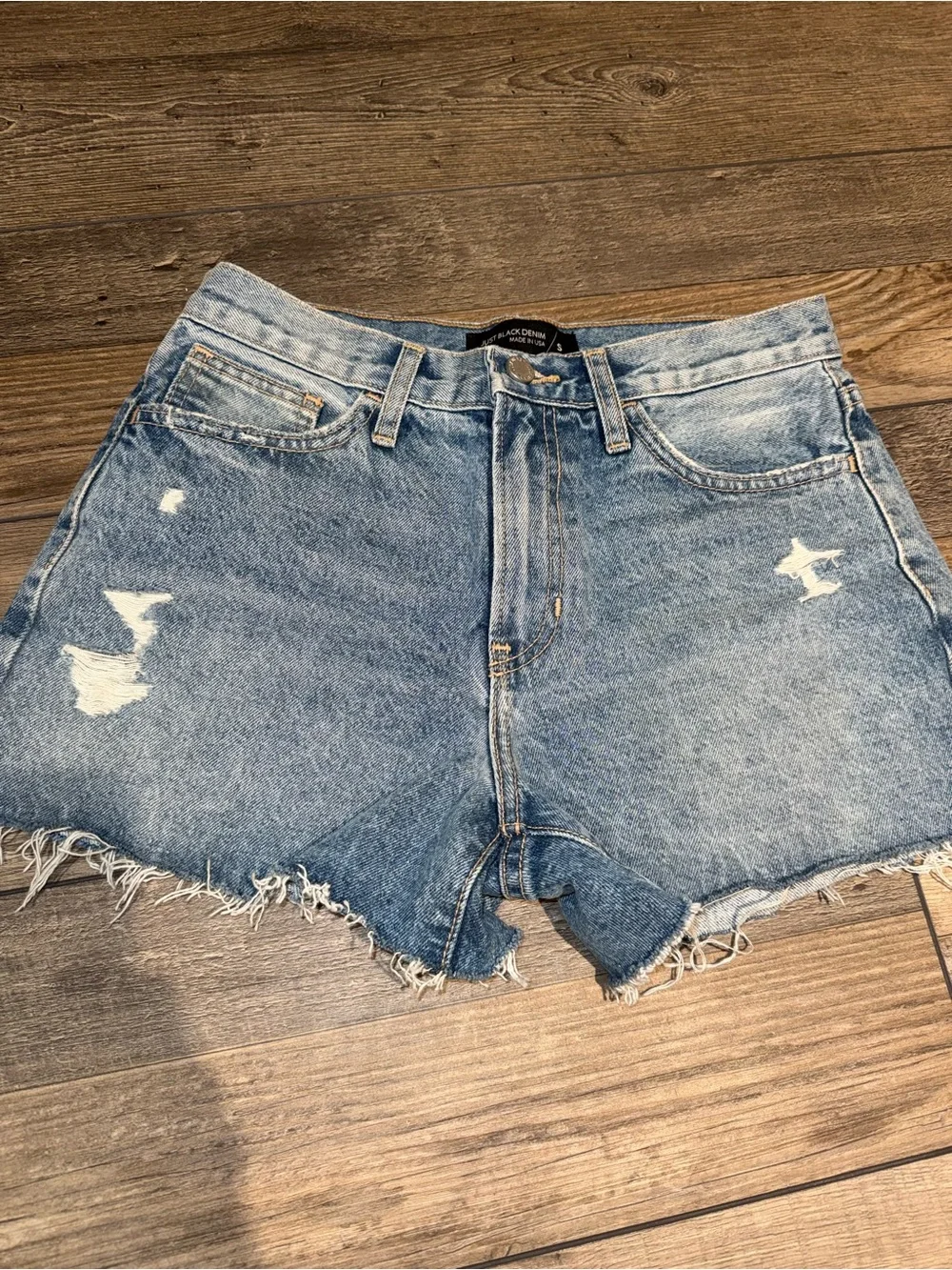 Just Black Jean Shorts Size Small NWOT - Picture 1 of 6